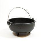 CAST IRON OL’ IRON KETTLE