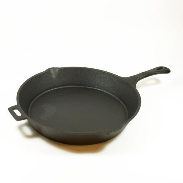 CAST IRON SKILLET 12X2 WITH ASST. HANDLE