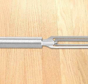 VEGETABLE PEELER