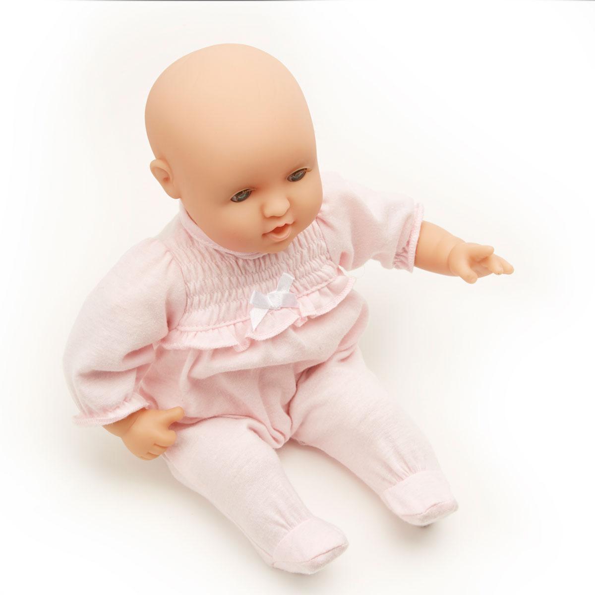 Jenna is the ideal, sweet smelling, first-born baby doll. 