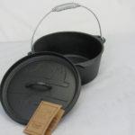 CAST IRON DUTCH OVEN 4QT FLAT BOTTOM WITH FLANGED LID