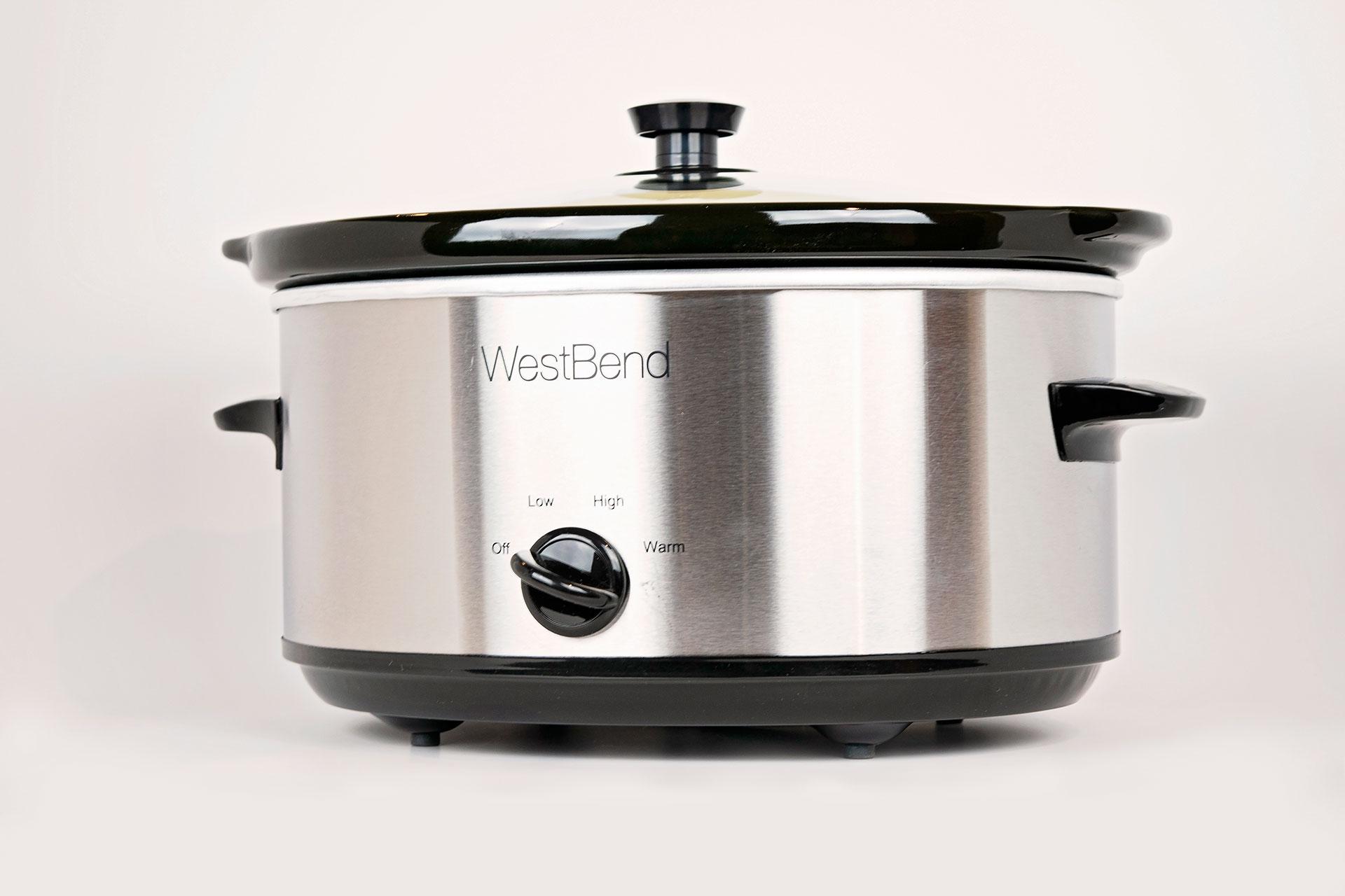 WestBend Slow Cooker Dutch Country General Store