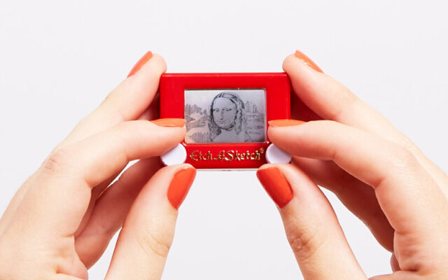 World's Smallest Etch A Sketch by Super Impulse