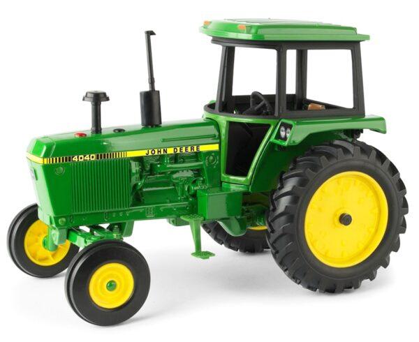 Ertl JD 4040 Tractor