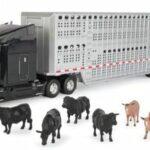 Ertl Peterbilt with Livestock Trailer