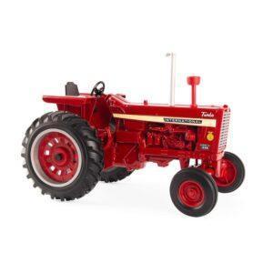 Farmall 1256 With FFA Logo 1:16