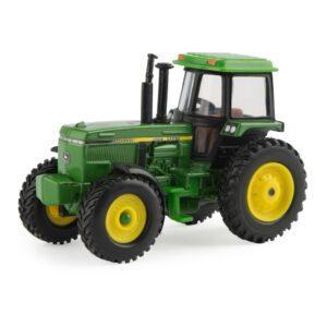 John Deere Vintage Tractor With Cab 1:64