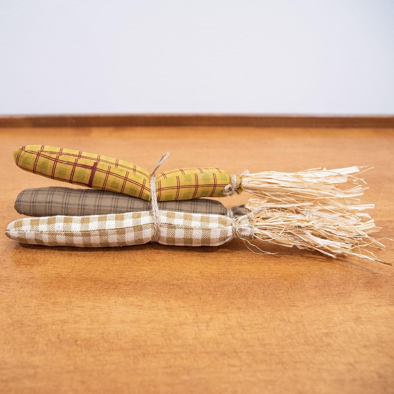 Earthtone Primitive Fabric Carrot Bundle